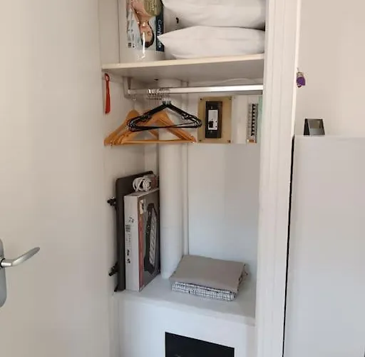 Apartman Renove Dans De Avec Grande Piscine Chauffee, Parking Et Terrasse