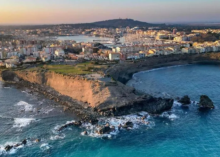 Renove Dans De Avec Grande Piscine Chauffee, Parking Et Terrasse Apartman *