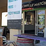 Appartamento Rénové Dans Résidence De Avec Grande Piscine Chauffée, Parking Et Terrasse *