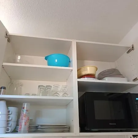 Renove Dans De Avec Grande Piscine Chauffee, Parking Et Terrasse *