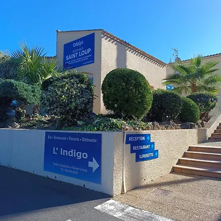 Appartamento Rénové Dans Résidence De Avec Grande Piscine Chauffée, Parking Et Terrasse *